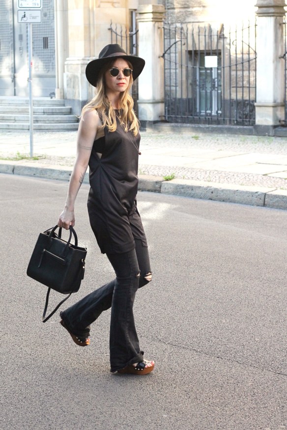 FLOATINGBOHEMIAN_FLARED_2 (1)