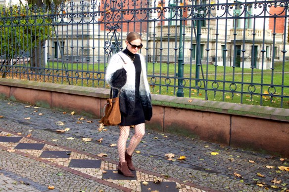 FLOATING BOHEMIAN_11