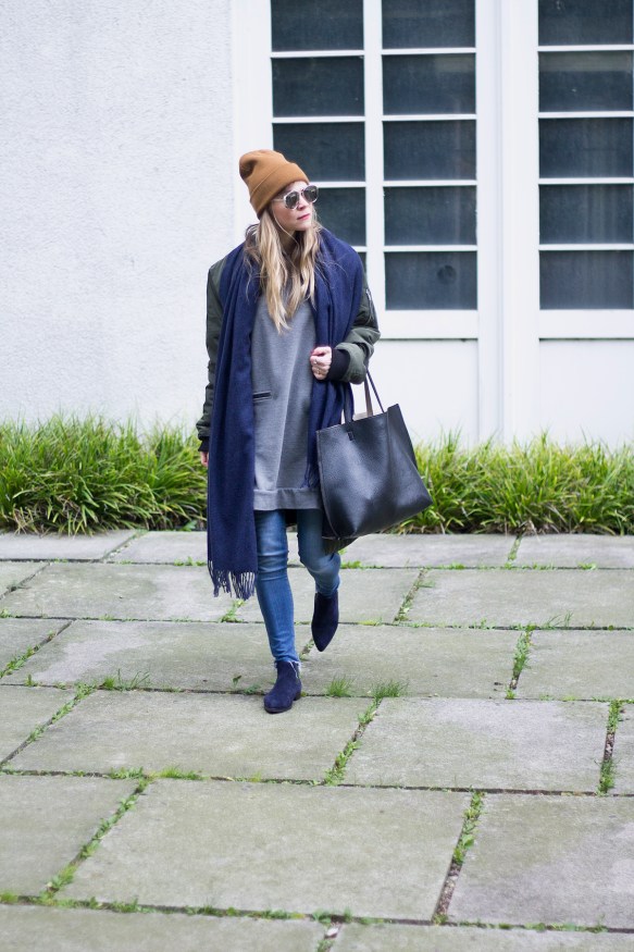 Loating Bohemian BlueScarf 11