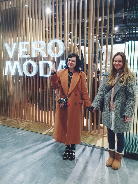 Processed with VSCOcam with f2 preset